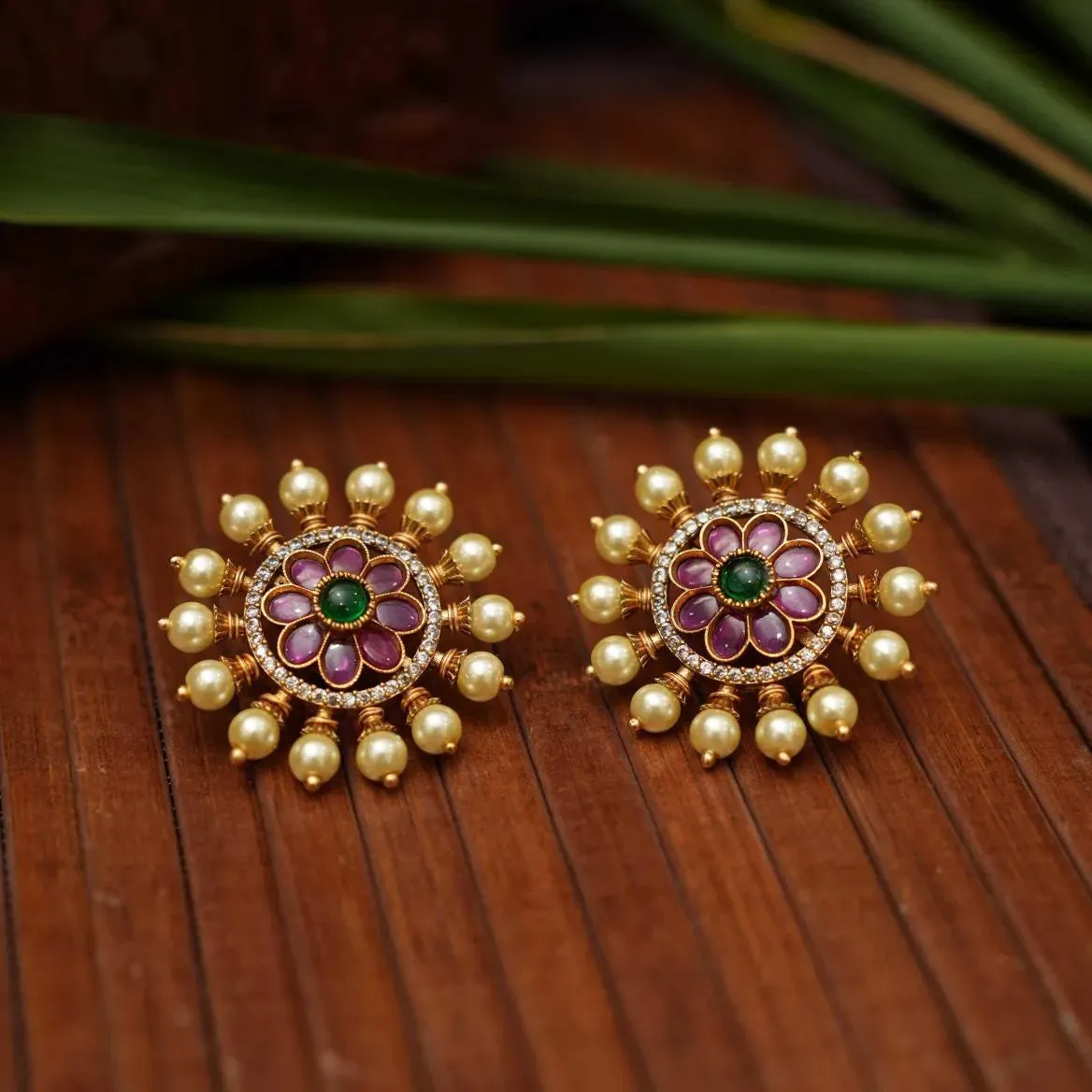 Abja Polki Ear Stud - Red