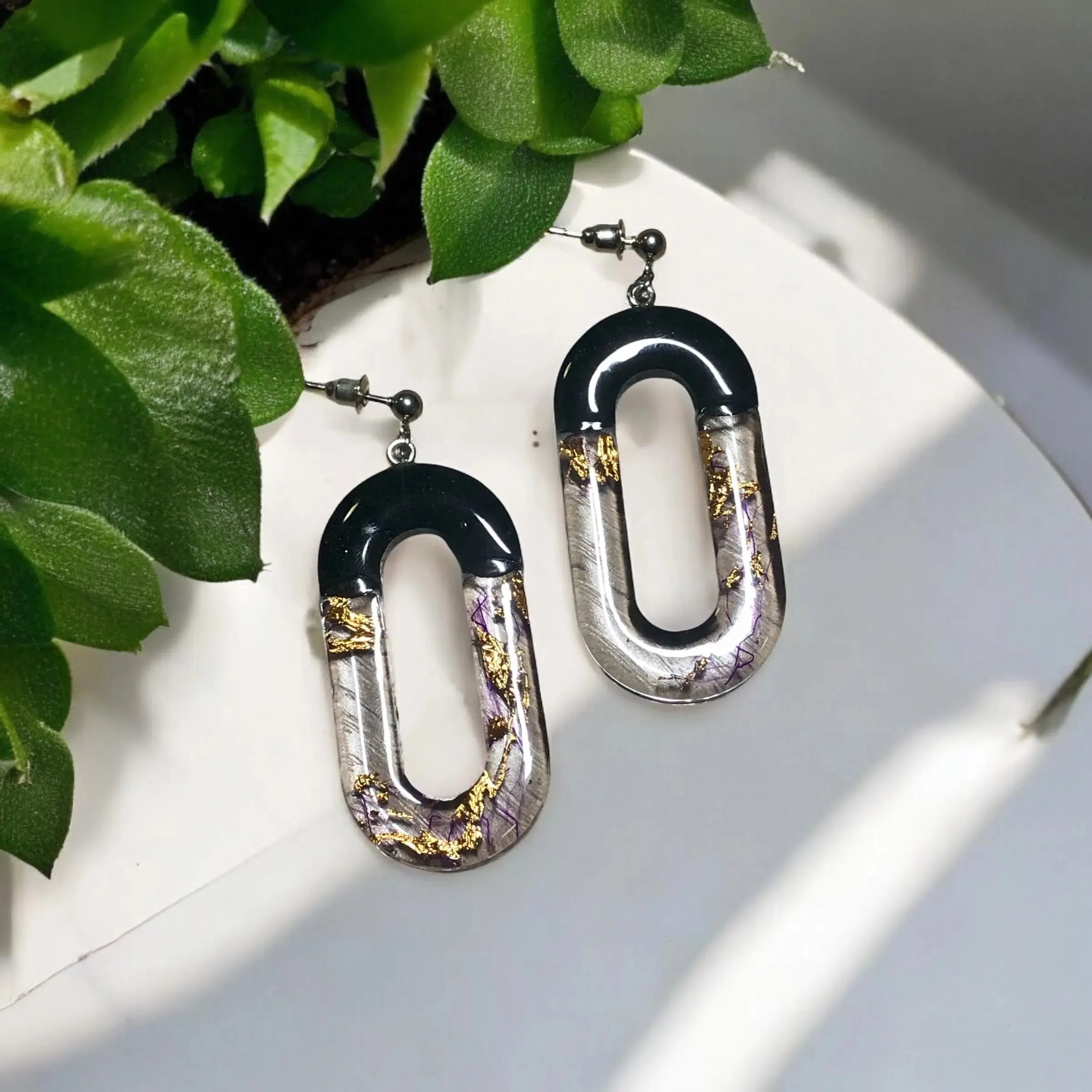 Black Oval Luxx Earrings