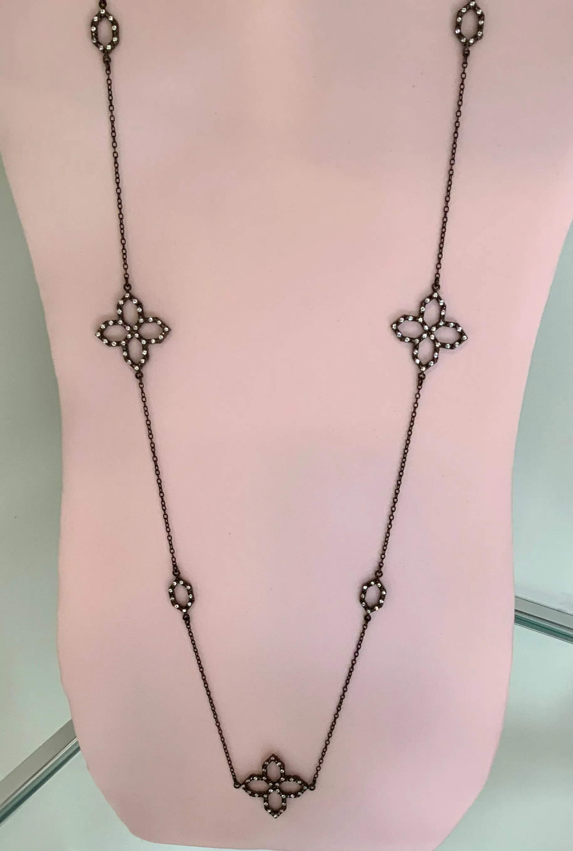 BLACK  PAVE FLOWER NECKLACE