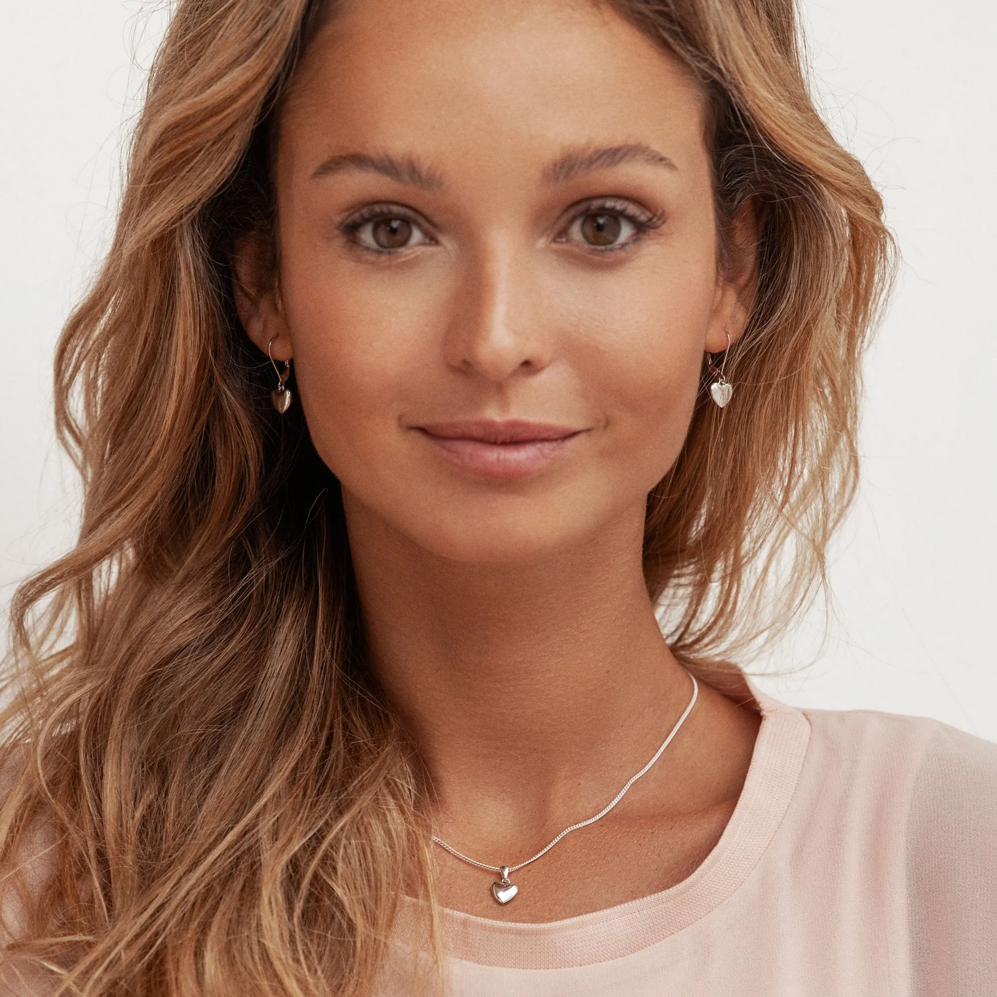 Dainty Heart Pendant (P27821)
