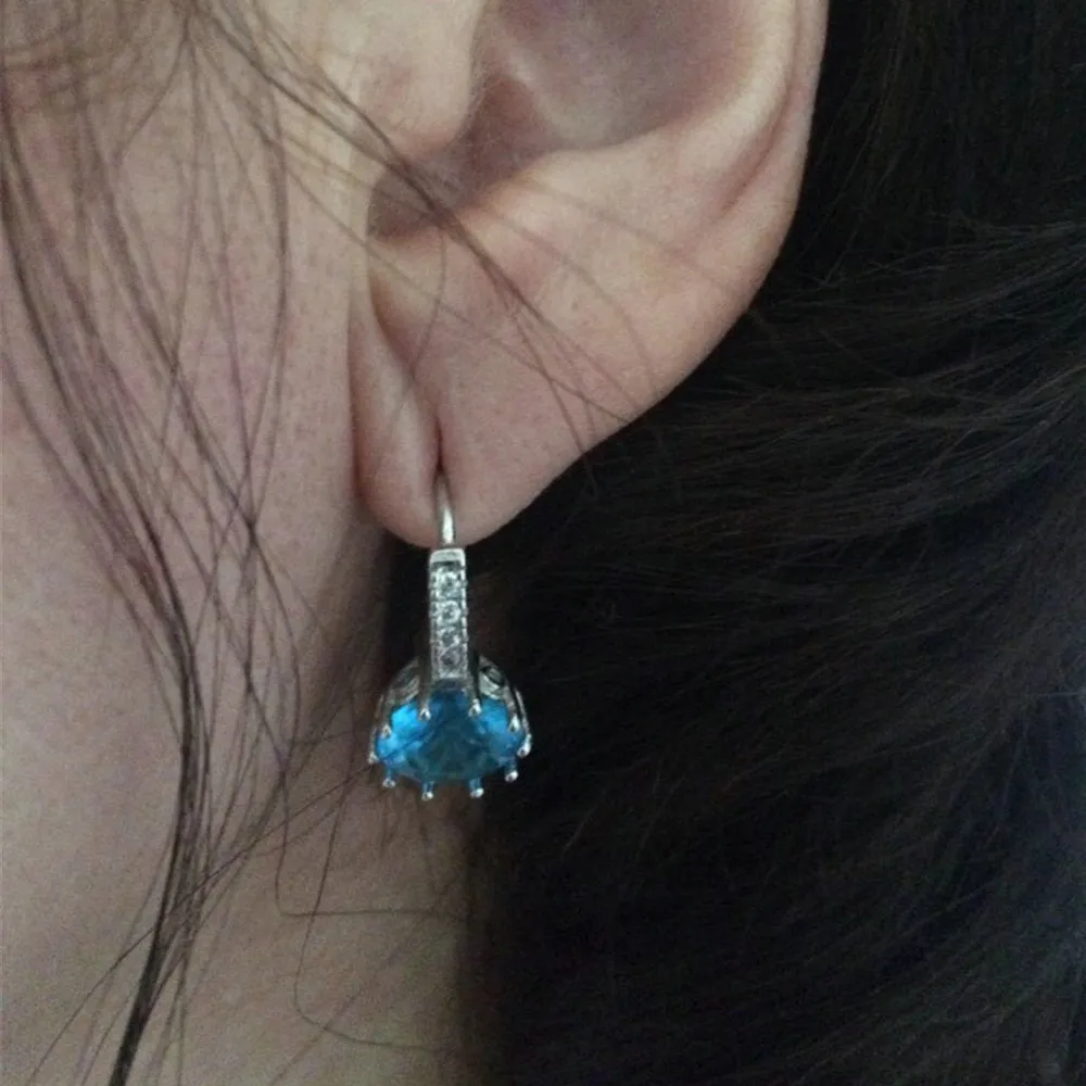 Drop earrings