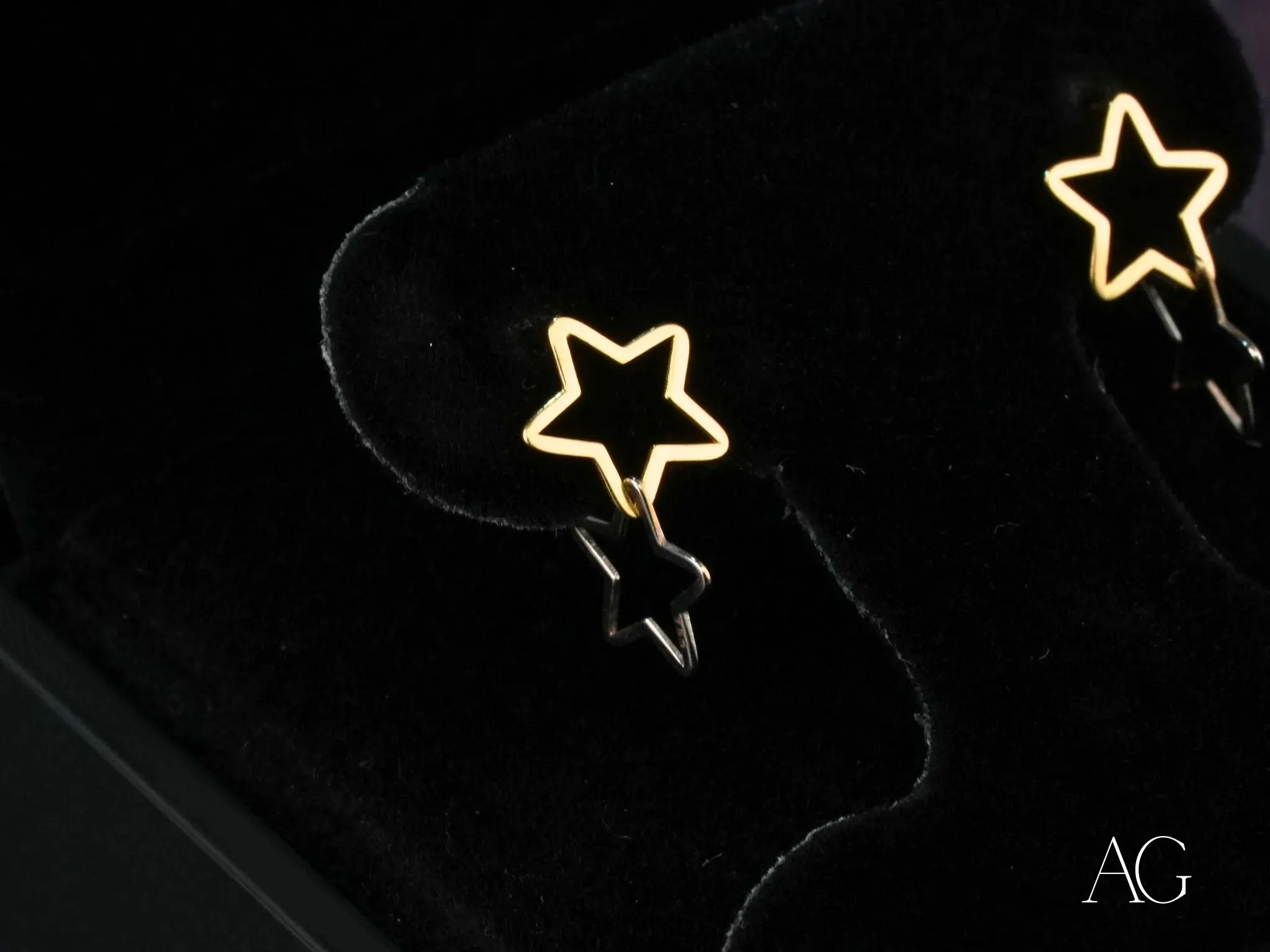Dual Star Earrings – Elegant & Lightweight