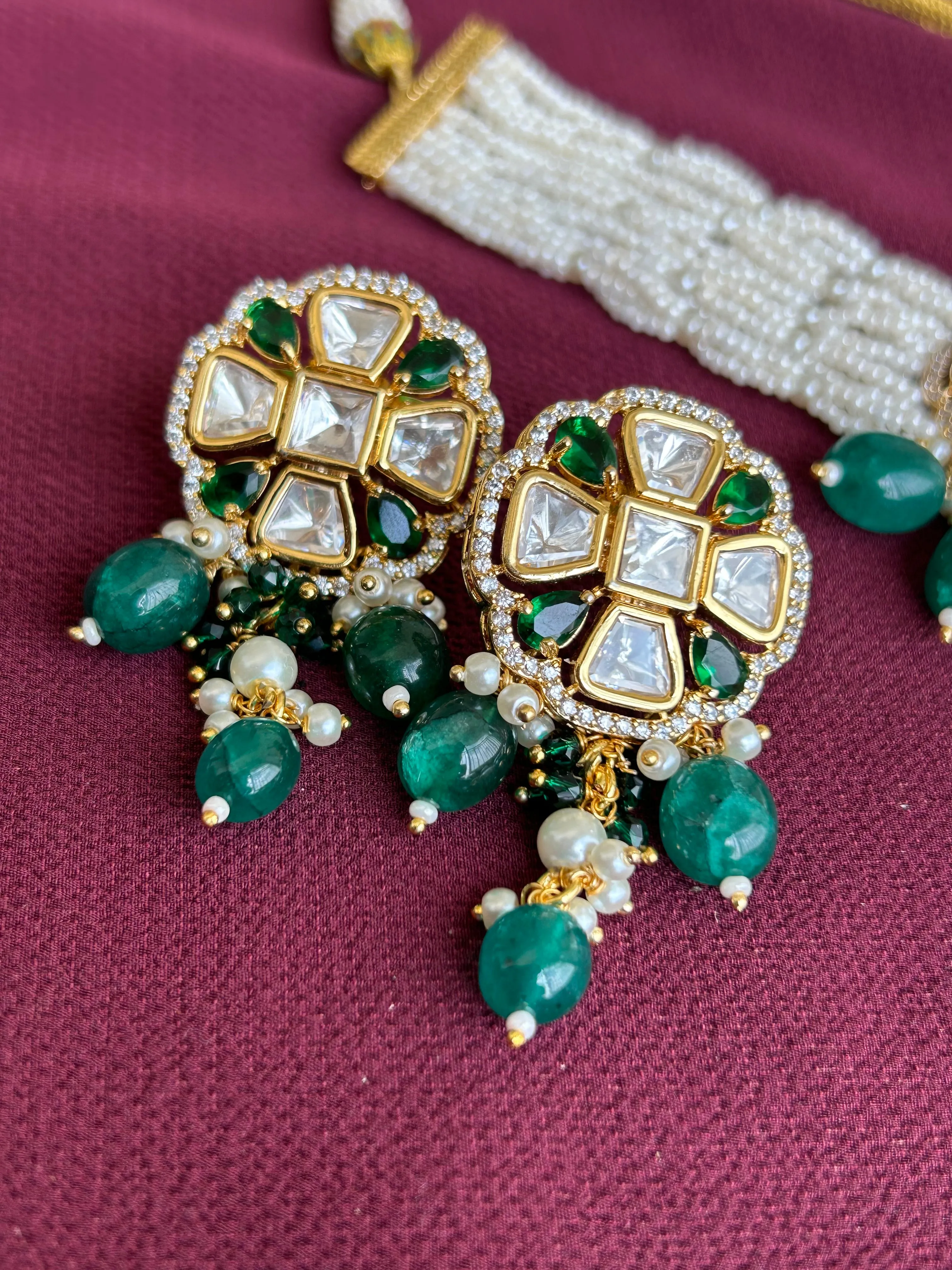 Elegant Green Kundan Beaded Choker Set - Timeless Beauty