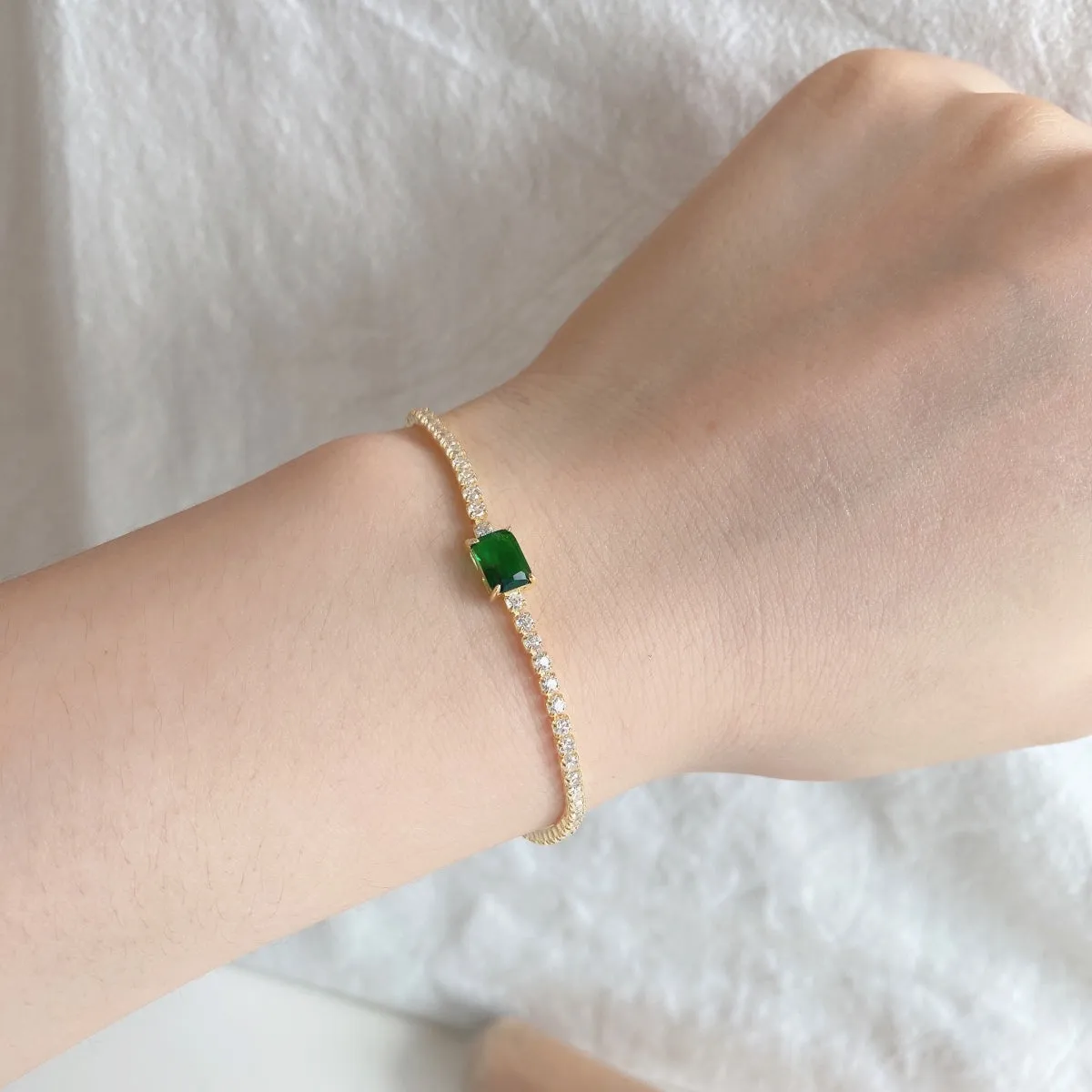 [Goodv]1.0 Carat Unique Emerald Cut Banquet Bracelet