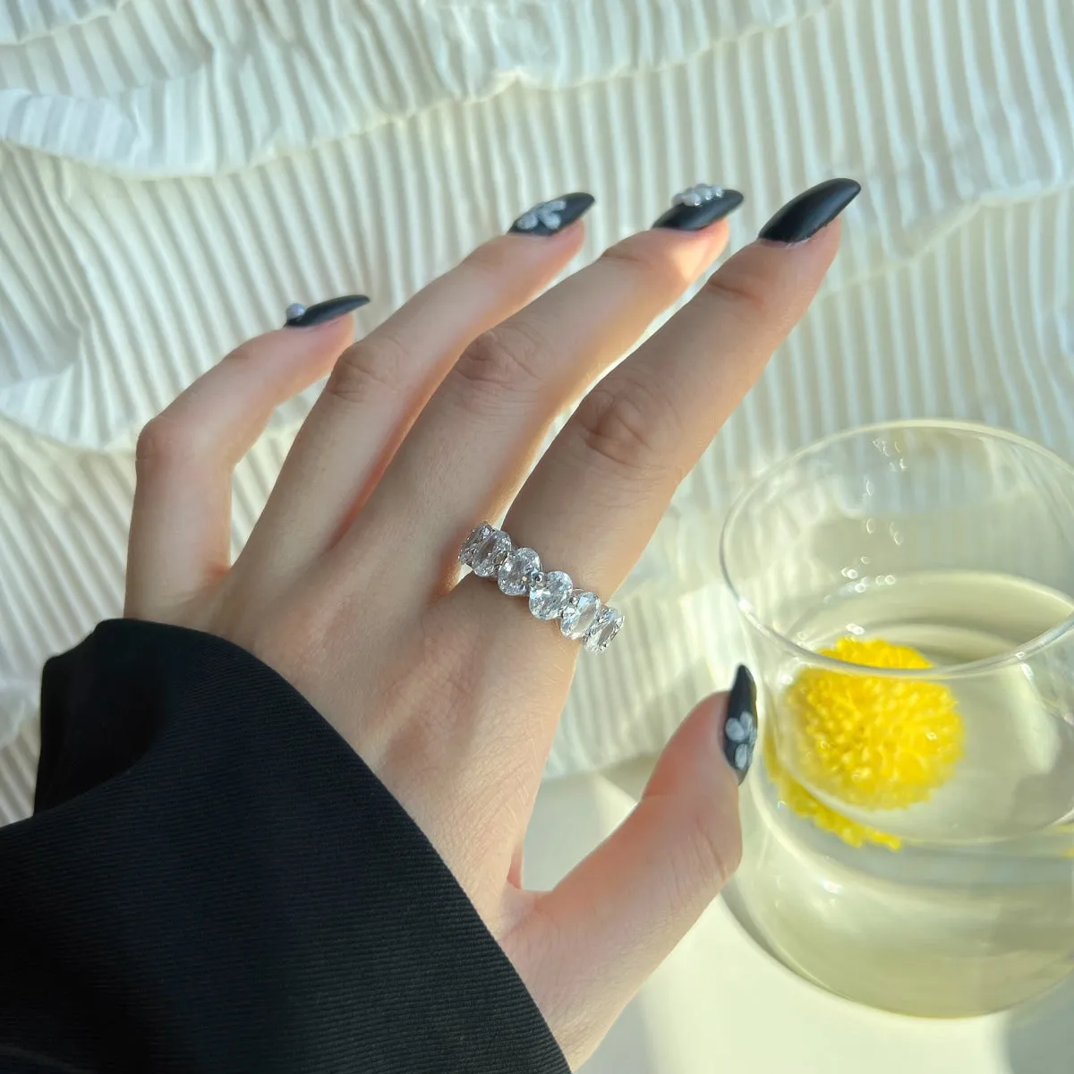 [Goodv]Dainty Elongated Cushion Cut Tennis Ring