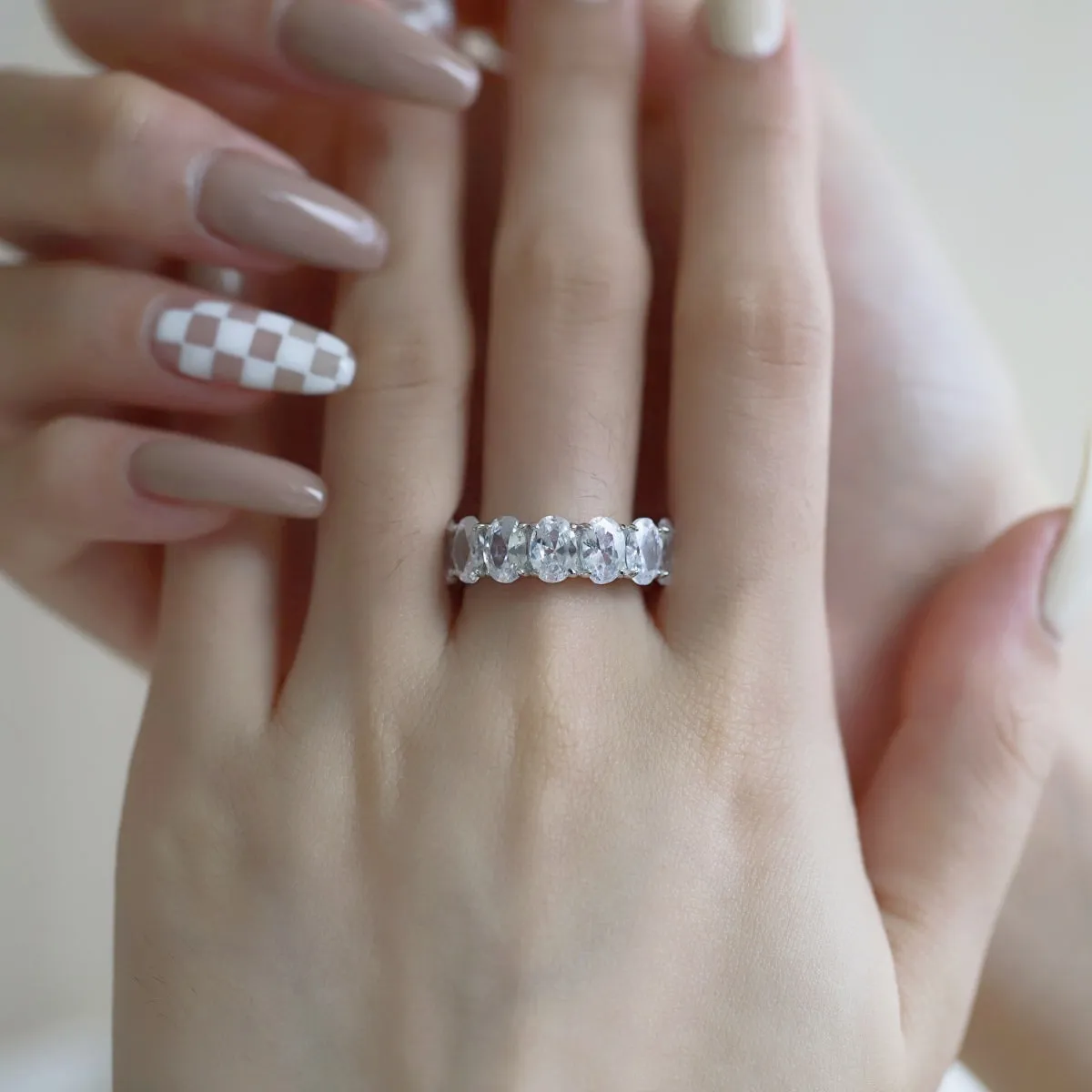 [Goodv]Dainty Elongated Cushion Cut Tennis Ring
