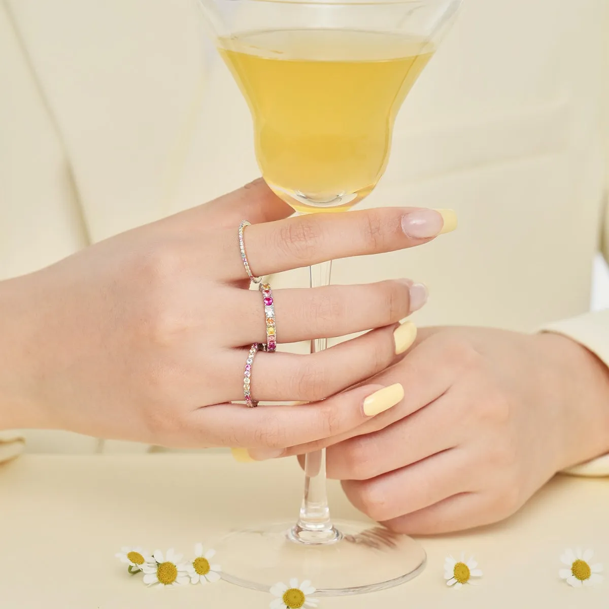 [Goodv]Ornate Colorful Round Cut Tennis Ring