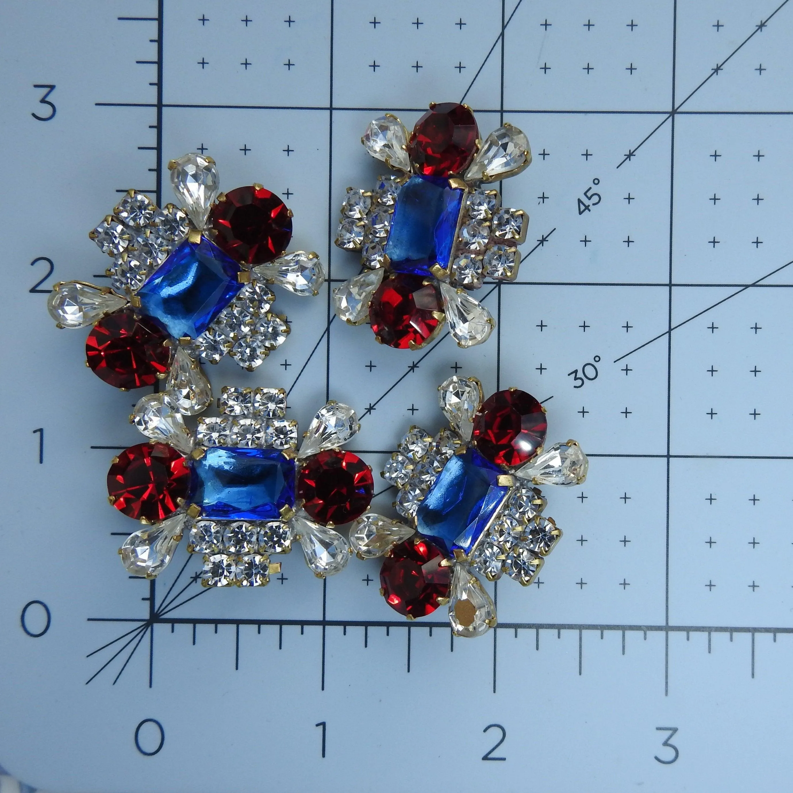 High-quality fancy buttons for jewelry bracelets DIY
