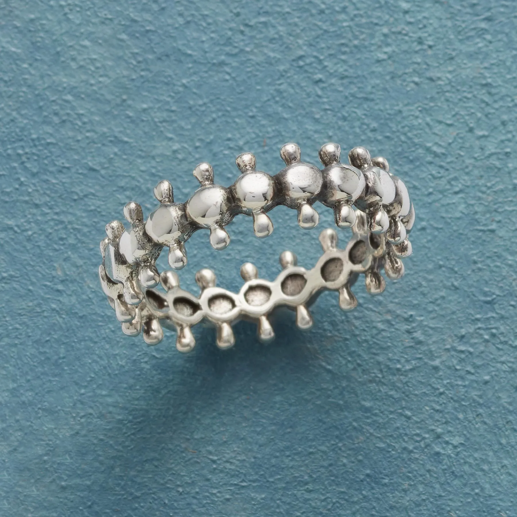 Hobnob Ring