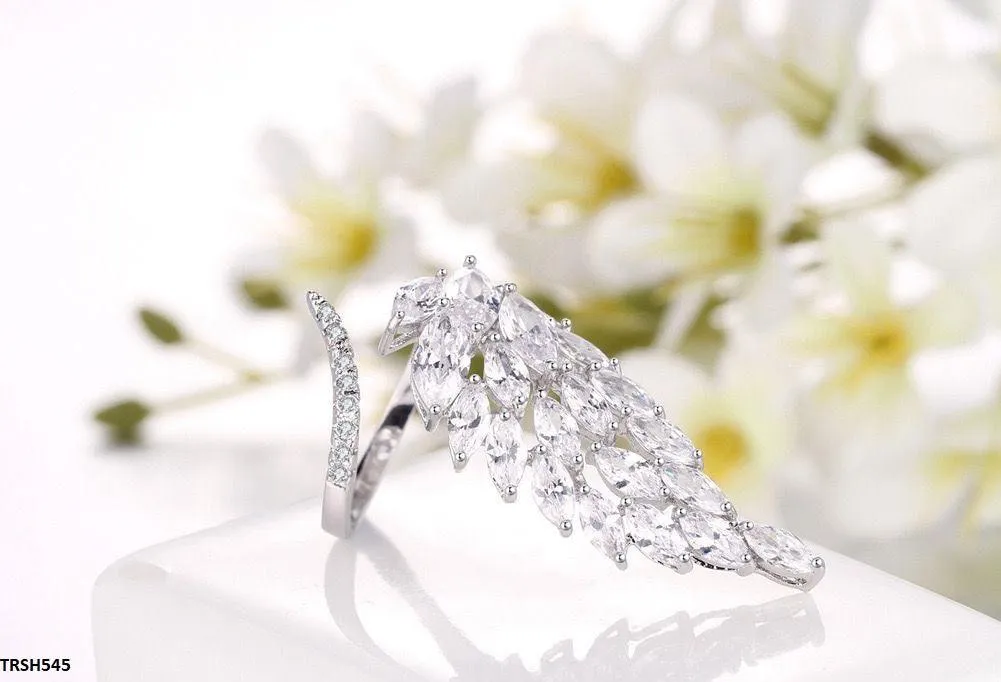 Luxury Adjustable Leaf Ring