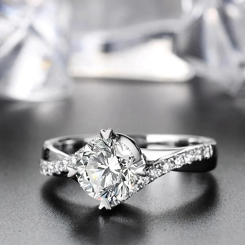 Luxury Round Lab Diamond Wedding Engagement Ring