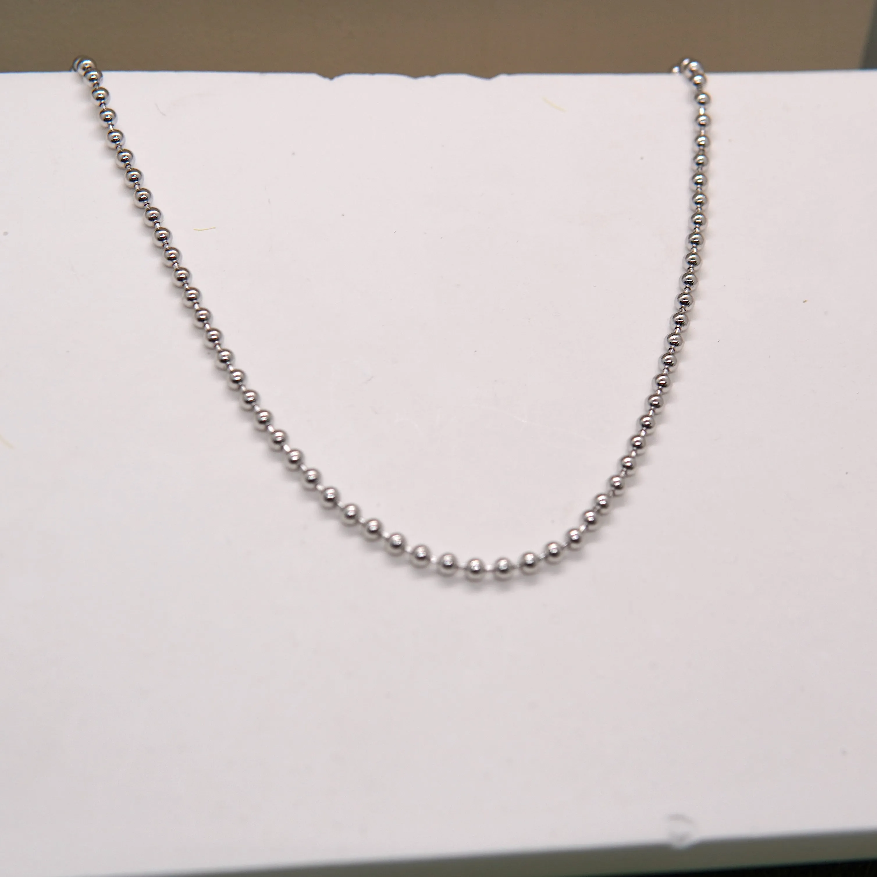 NECKLACE BALLS 2M