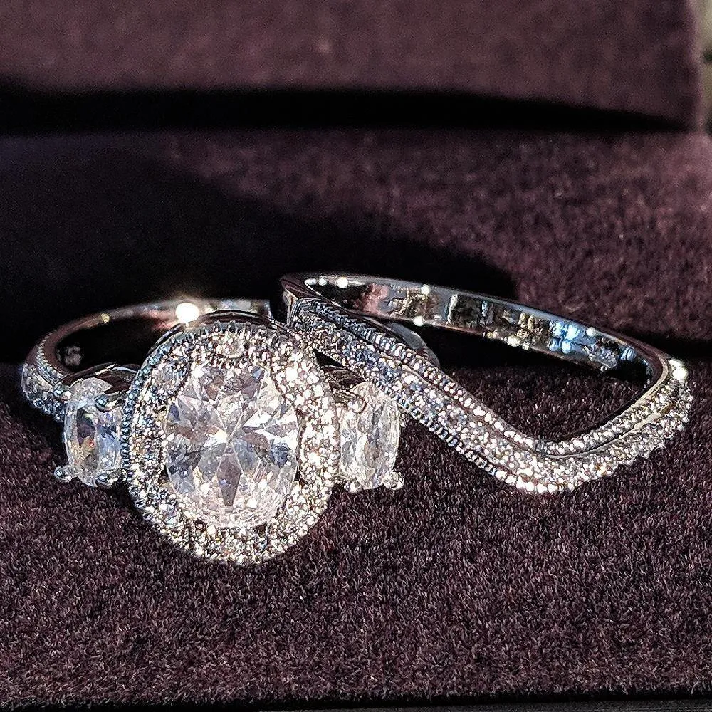New Luxury Oval Silver Jewelry Ring Set
