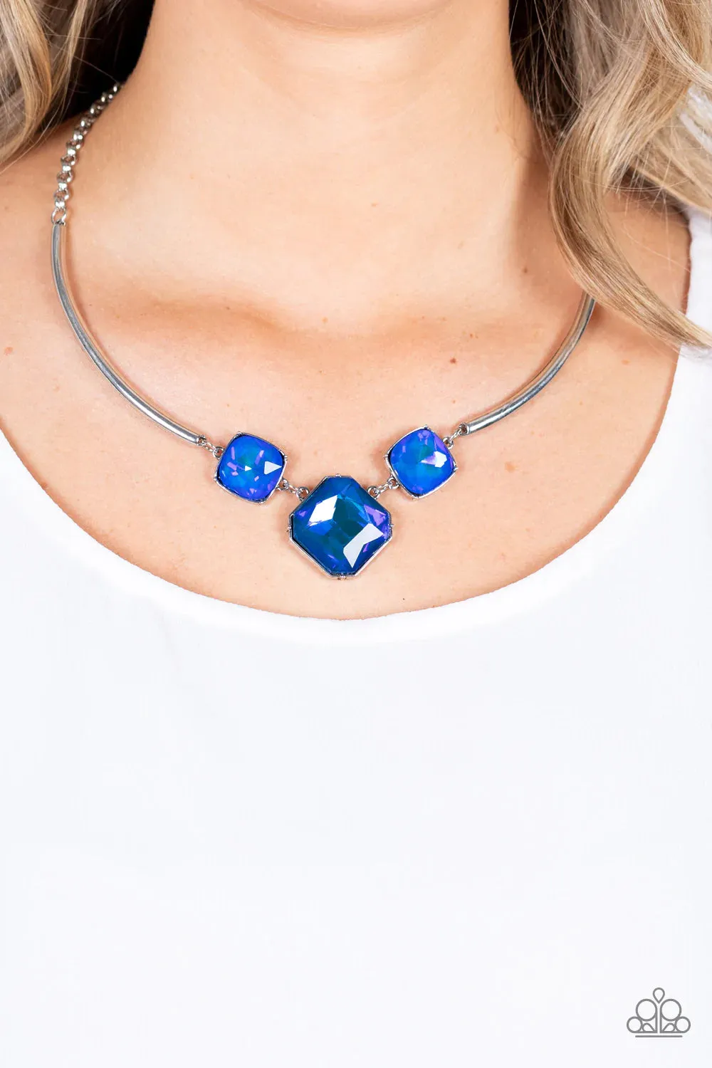 Paparazzi Divine IRIDESCENCE - Blue necklace