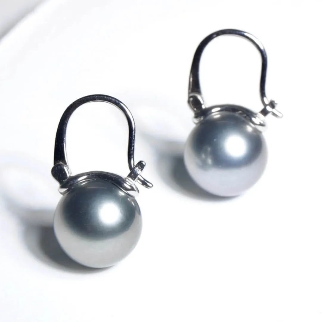 Urban Elegance 11.3mm Tahitian Pear Earrings