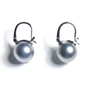 Urban Elegance 11.3mm Tahitian Pear Earrings