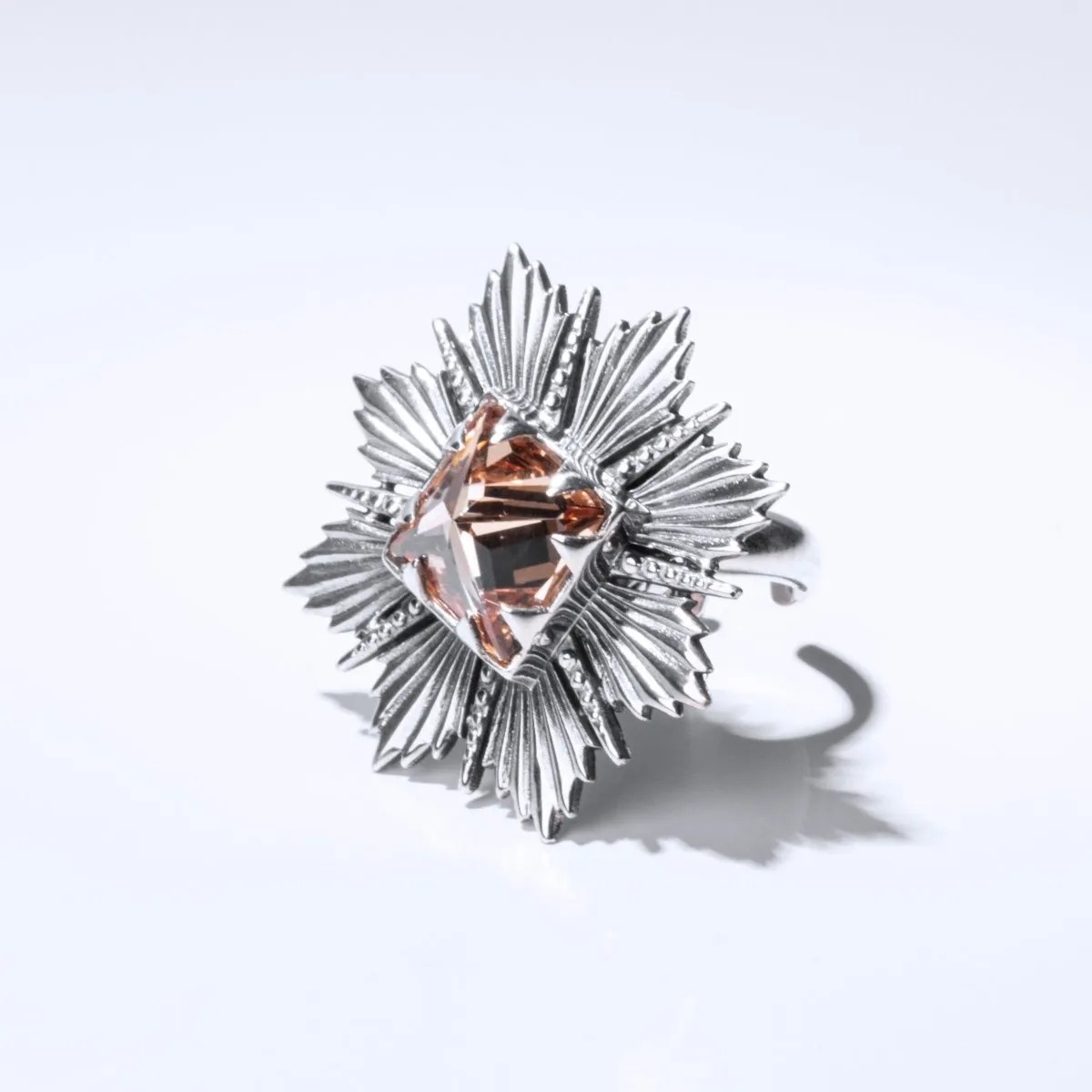 Zircon Ring "Paylk" (Brown)